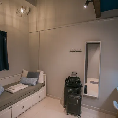 Bluewaters Collab Quarters Отели рядом с достопримечательностью «Боат Куэй»