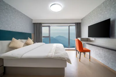Jiangnan Four Seasons Apartment (Jiangnan Town Store, Tonglu East Station, Hangzhou)