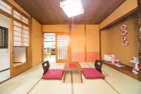 7 min to JR Yokkaichi STN Large House Hotel a Yokkaichi