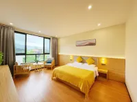 Dujiangyan Anyin Chuntang Hotel (High speed railway station in Qingcheng Mountain Scenic Area)