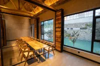 Bufu Seaweed Art Villa Hotels in Rongcheng