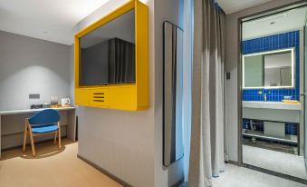 7 Days Premium Hotel (Chongqing Shangqingsi Niujiaotuo Light Rail Station)