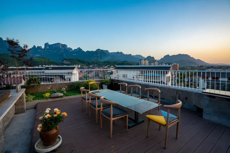 Zhangjiajie Junlan Hotel (Tianmen Mountain Cableway Station)