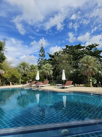 Phangan Utopia Resort Отели в г. Остров  Пханган