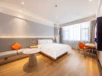 Starway Hotel (Qingyang Huachi Building Materials Market) Hotels in Huachi