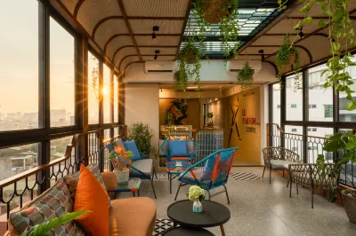 Khách Sạn Căn Hộ Le Parfum Hotel & Apartment Các khách sạn gần Ga Xe Lửa Hà Nội