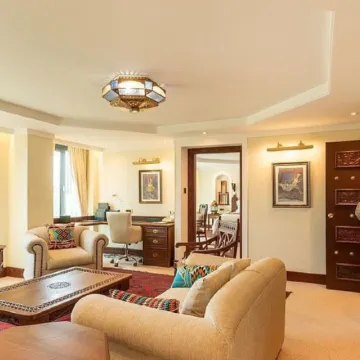 Nairobi Serena Hotel Отели рядом с достопримечательностью «Центральный парк»