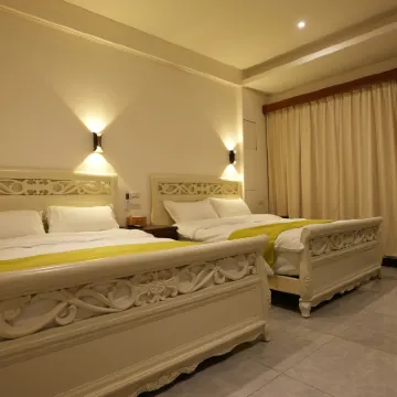 Lemuju Hotel Hotel dekat Bald Pine Avenue