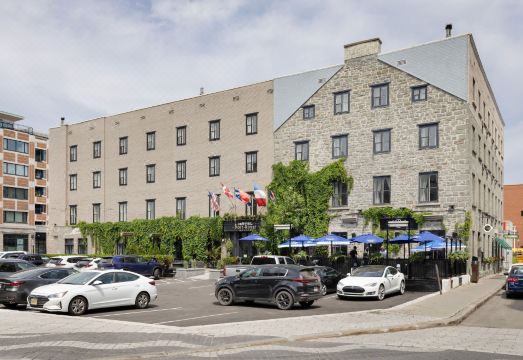 호텔 내부 전경