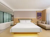 Jingyue Zhishang Hotel (Dalian Fujiazhuang Beach) Hotels near Yinshatan Bathing Spot