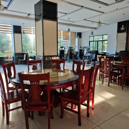Qjia Ledong Xiangrui Seaview Business Hotel (Longmuwan Branch)