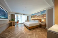Vienna Hotel Panda Base Weiling Subway Station Store Hotels in Longtan Industrial Park Area