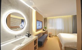 W.Huanman Hotel Lanzhou Xiguan Subway Zhangye Road Pedestrian Street branch