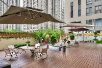 Yihao Garden Hotel (Chongqing Weidian Park Subway Station Longhu High-tech Tianjie) Hotels near Yinghuogu Wenchuang Farm