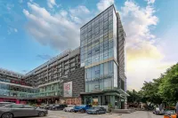 PURELUV E-SPORT HOTEL