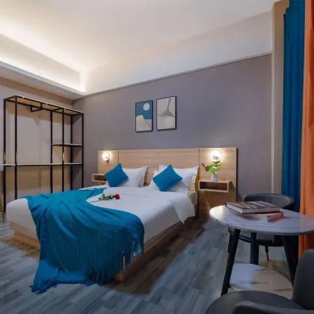 Fanyao Apartment
