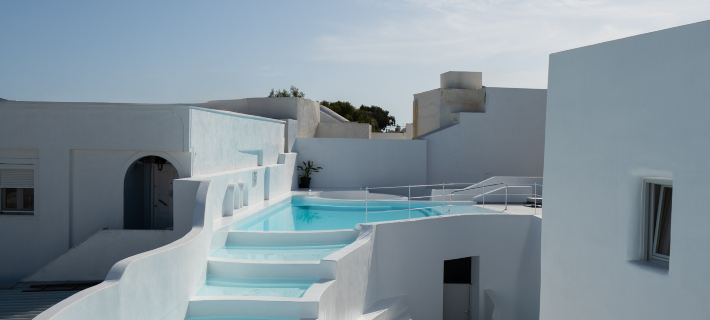 White Concept Caves Hotels in Santorini