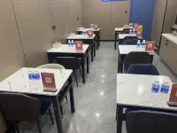 Jifeng Business Travel Boutique Hotel Henan University of Technology Branch - Pet friendly