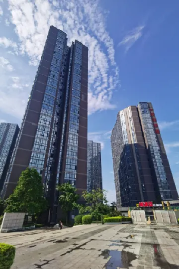 Sina International Apartment (Guangzhou Luogang Agile Plaza Shuixi Metro Station) Отели рядом с достопримечательностью «Qingfeng»