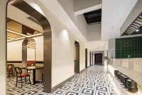 XiangYang Ramada Encore - พร้อมอาหารเช้า