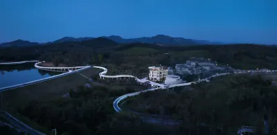 Guanlu Art Hotel Hotels near Shiling City Plaza