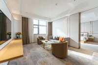 Xinyue Hotel Hotels in Aksu