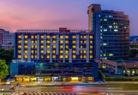 ECHIC HL Hotels near Mingxuan Culture Shopping Mall