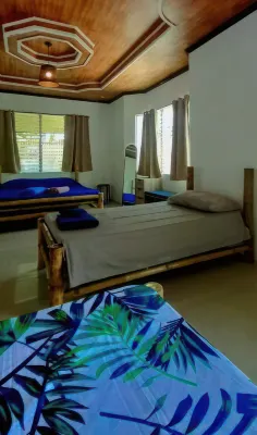 Bamboo-Garden Tourist Inn Hotels near Bat-awan Spot