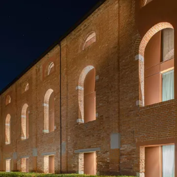 Hyatt Centric Murano Venice Отели рядом с достопримечательностью «Анфора»