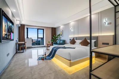 Yunyuan Hotel ( (Tongde Square) Hotels near Jindian Scenic Area