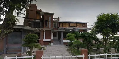 Villa Mediana Hotel dekat Puncak Gunung Welirang ꦥꦸꦚ꧀ꦕꦏ꧀ꦮꦼꦭꦶꦫꦁ