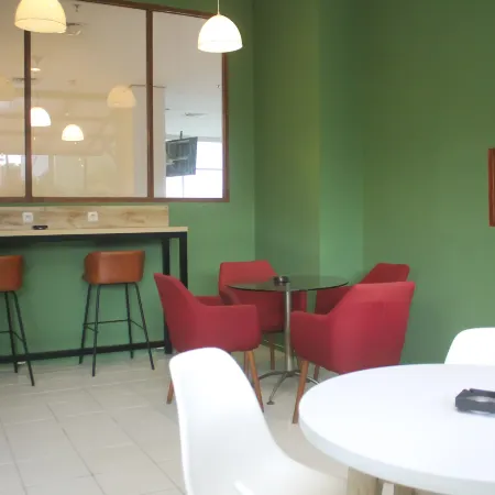 Urban Hotel Serpong