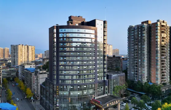 達州渠縣萬興大酒店（財富中心店）