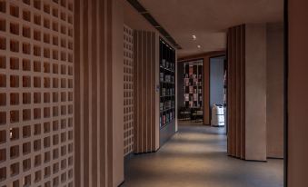 CNHOL RADIENT  HOTEL (Shenzhen International Convention and Exhibition Center Branch)