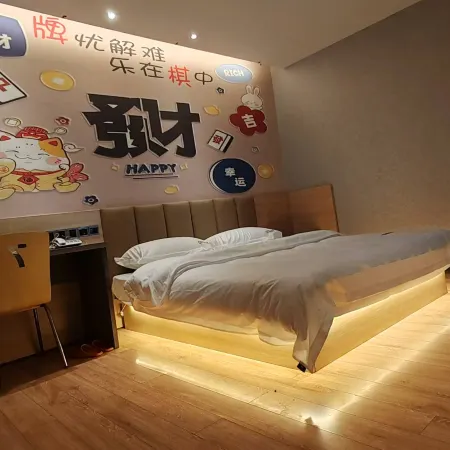 Zhenfeng 7 Days Sunshine Hotel
