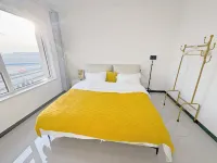 Fuyao Homestay (Daxing Airport) - พร้อมระเบียง