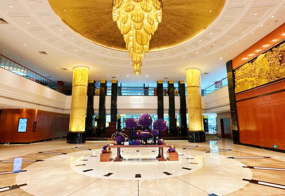 1. 동팡 호텔 광저..