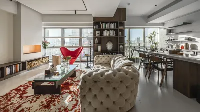 SHINN·Kunming Shiyin Vacation Homestay (Henglong Square Dongfeng Square Subway Station Store) Hotel di Distrik Panlong