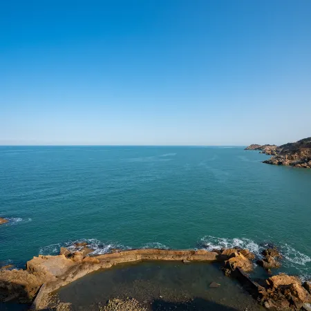 Reef Bay Hotel (Huanhai Road Maotou Mountain)