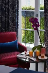 Le Burgundy Paris