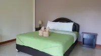Palm Lodge Resort Hotels in Amphoe Sikhio