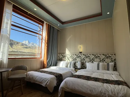 Genie Xiangyang Mountain House