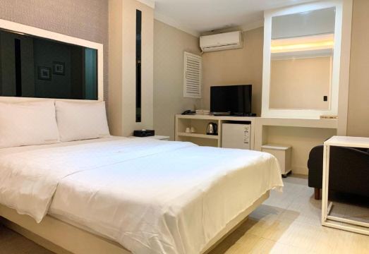 프린세스호텔 외관 및 입구