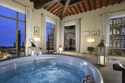 Palazzo Niccolini Al Duomo Residenza d'Epoca Hotels in der Nähe von Parco Giochi Del Caravaggio