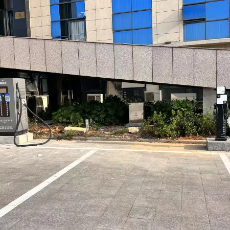 R ROYALSS HOTEL(Fuzhou Nancheng Branch)
