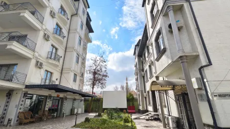 Moffah Grand Hotel Отели рядом с достопримечательностью «ИСПОЛНИТЕЛЬНЫЙ КОМИТЕТ РЕГИОНАЛЬНОЙ АНТИТЕРРОРИСТИЧЕСКОЙ СТРУКТУРЫ ШАНХАЙСКОЙ ОРГАНИЗАЦИИ СОТРУДНИЧЕСТВА»