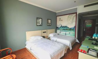 Changyuan Zhongzhou Business Hotel
