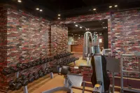 The Golden Crown Hotel - Gym