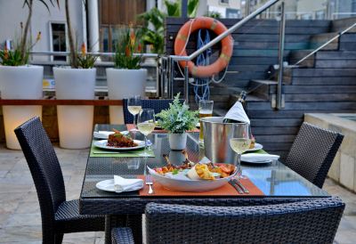 レストラン クレスタ グランデ ケープタウンの写真