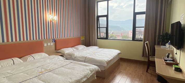 Yunxi Express Hotel Hotels in Luquan